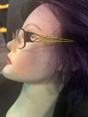 FYSH Women's Black Frame Eyeglasses with Green Accent - Fashion Accessory